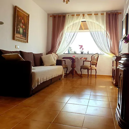 Casa Lirio Apartment